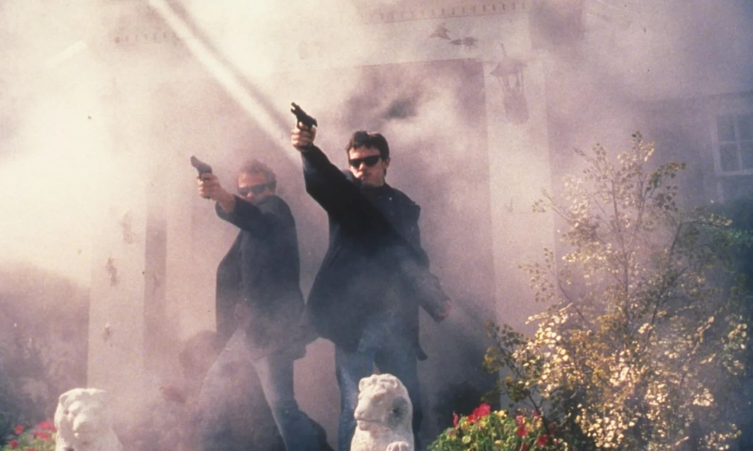 Святі з нетрів (2000) — кадр із фільму №1